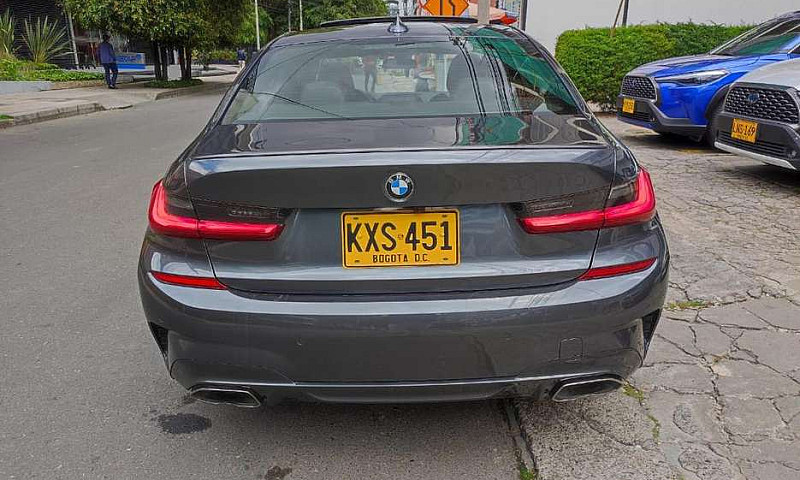 Vendo Bmw Sedan...