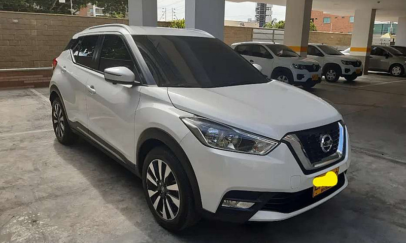 Nissan Kicks Exclusi...