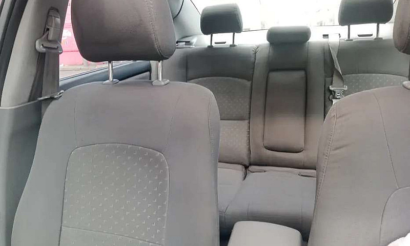 Vendo Mazda 3 Gris...