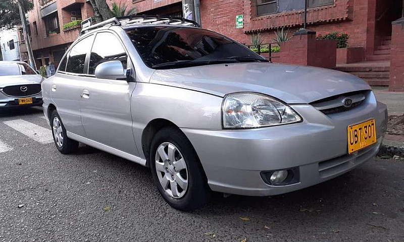 Kia Rio Stylus...