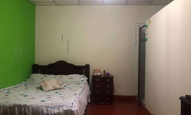 Venta Casa Barrio Az...
