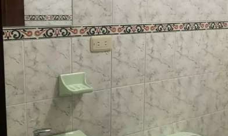 Arriendo Habitacion...