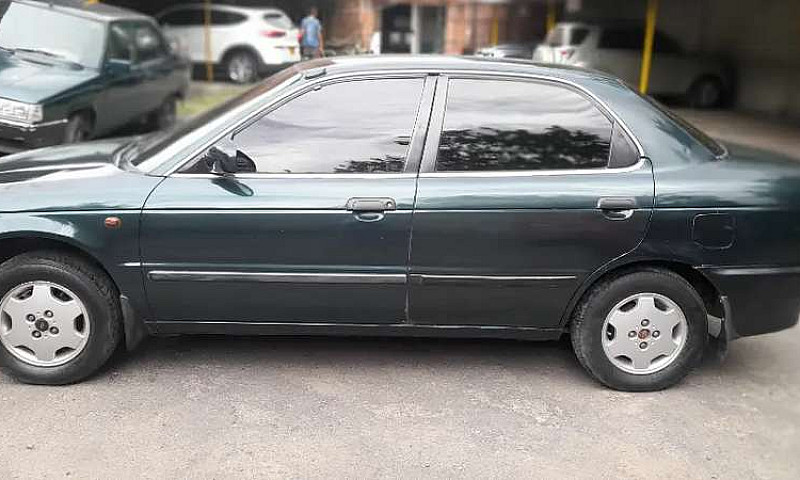 Chevrolet Esteem 98...