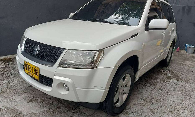 Susuki Grand Vitara ...