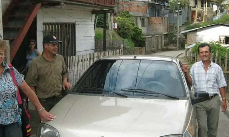 Vendo Carro...