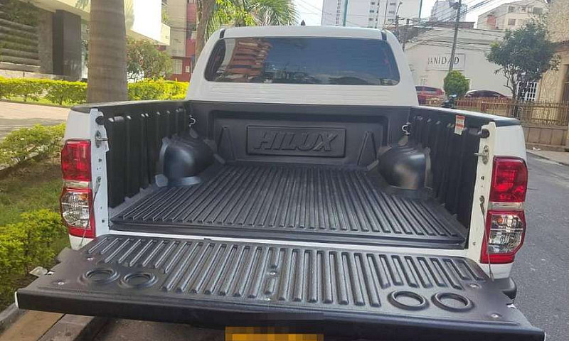 Toyota Hilux, 2.5 4X...