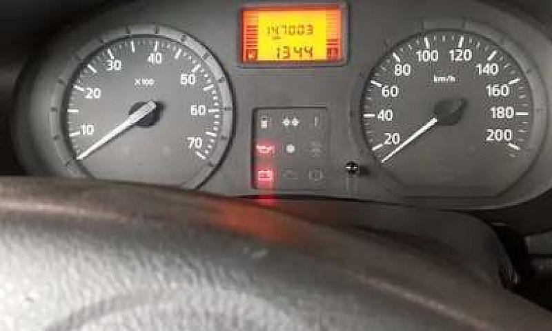Renault Logan 2012...