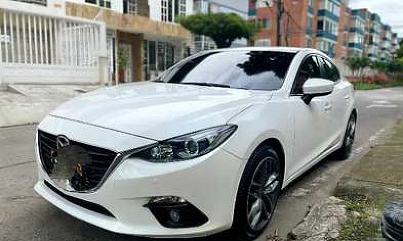 Vendo Mazda Touring ...
