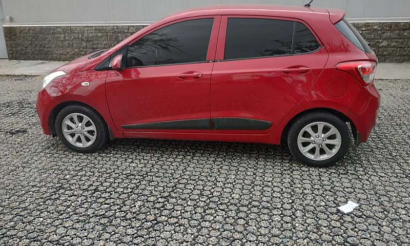 Vendo Hyundai I Gran...