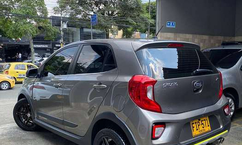 Kia Picanto Xline...