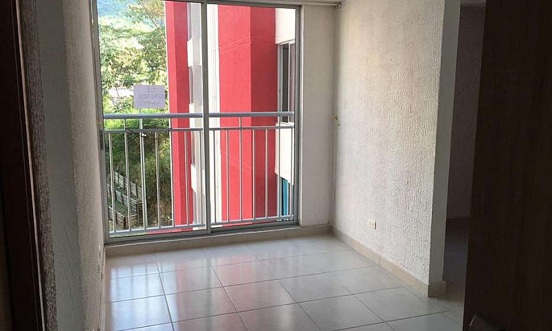 Arriendo Apto En Con...