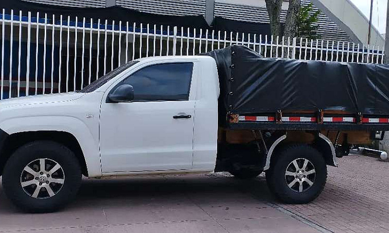 Amarok Estacas 2019 ...