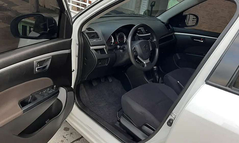 Suzuki Swift Live  2...