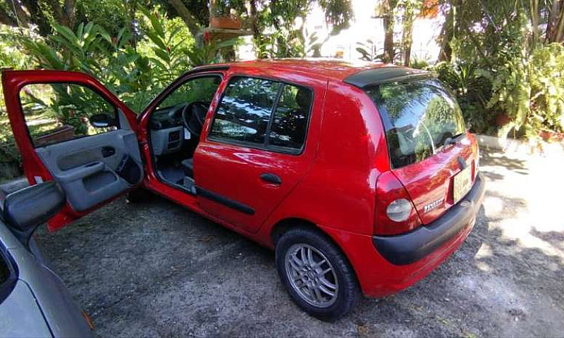 Renault Clio, Modelo...