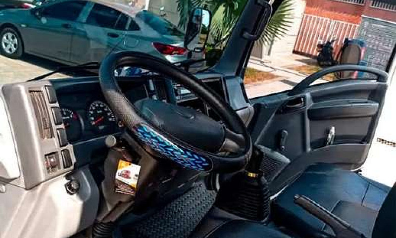 Chevrolet Nhr 2019...