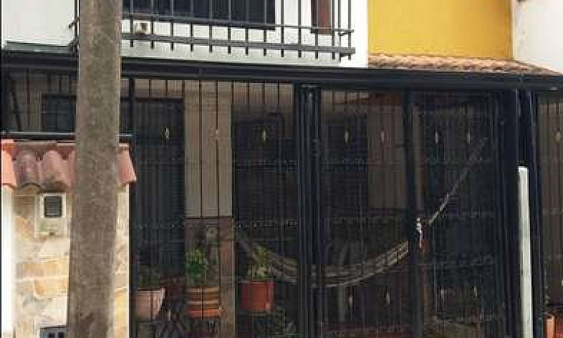 Vendo Casa...