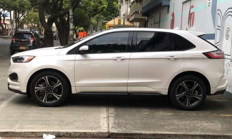 Vendo Ford Edge St B...
