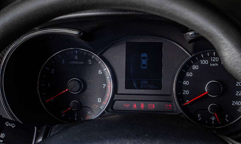 Kia Cerato Pro Model...