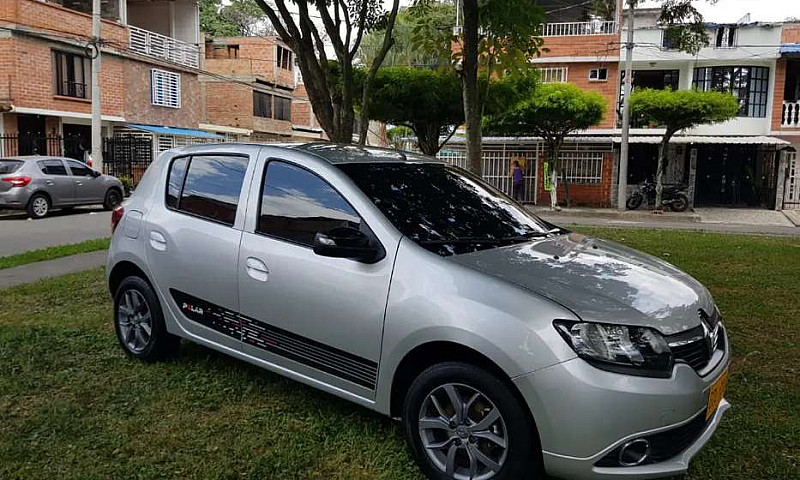 Vendo Renault Sander...