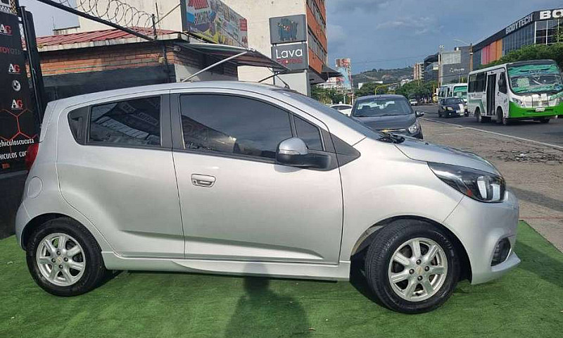 Chevrolet Spark Gt M...