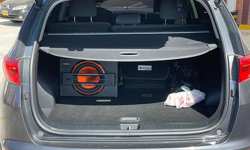 Hermosa Camioneta, U...