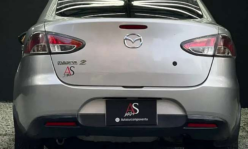 Mazda 2 2011...