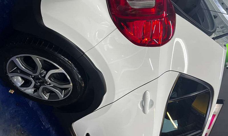 Kia Picanto X Line...