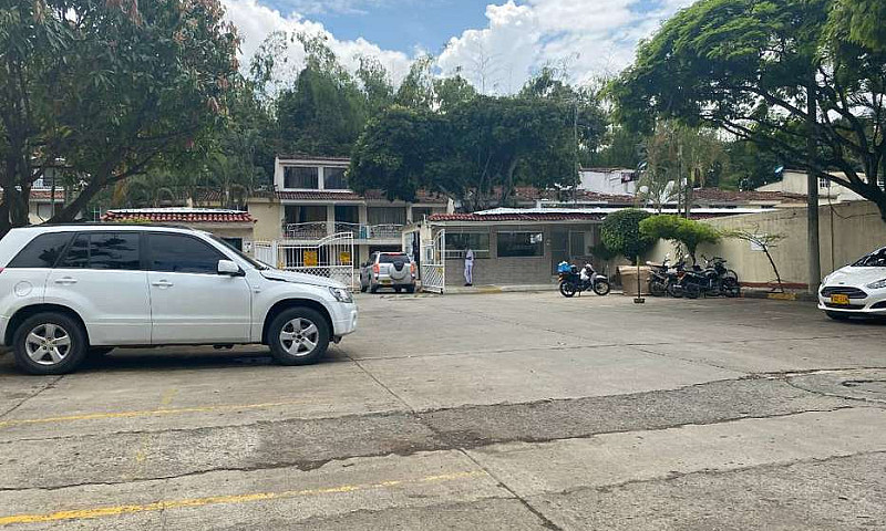 Casa Conjunto Reside...