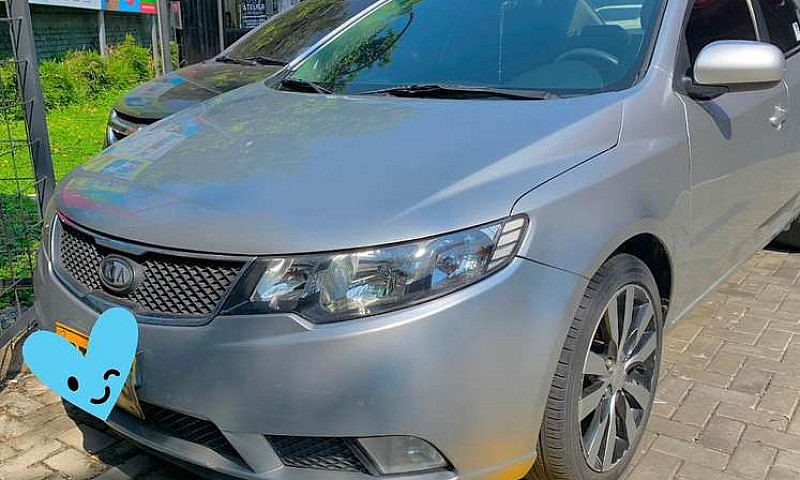 Se Vende Kia Cerato ...