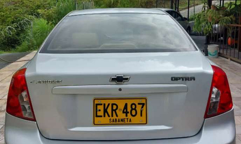 Chevrolet Optra 1.8 ...