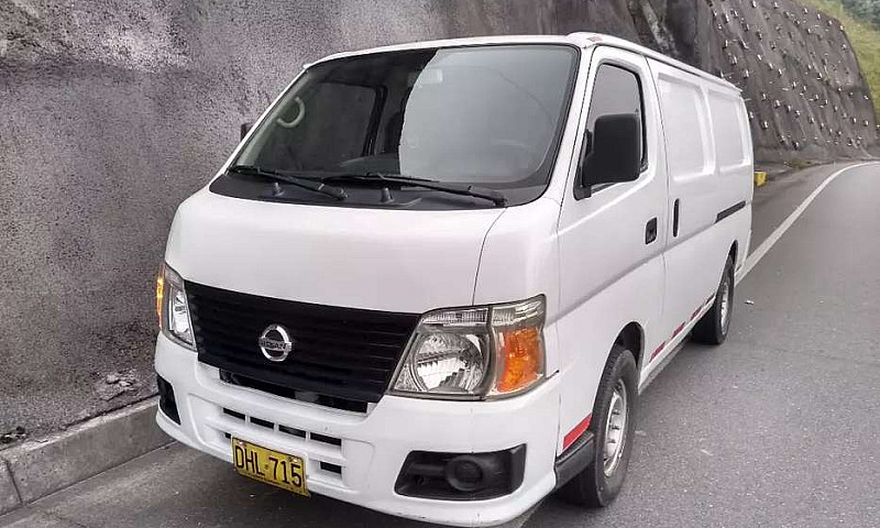 Hermosa Nissan Urvan...