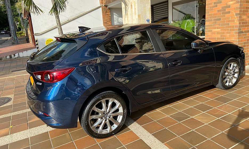 Mazda 3 2017 Touring...