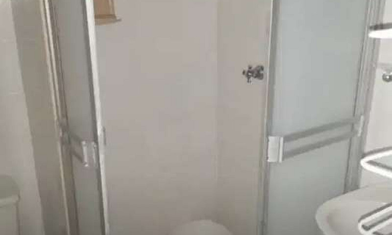 Se Arrienda Habitaci...