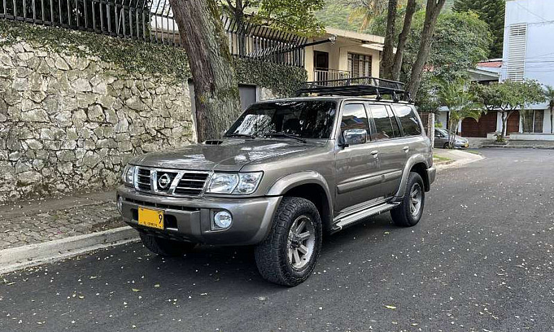 Nissan Patrol 3.0 Tu...