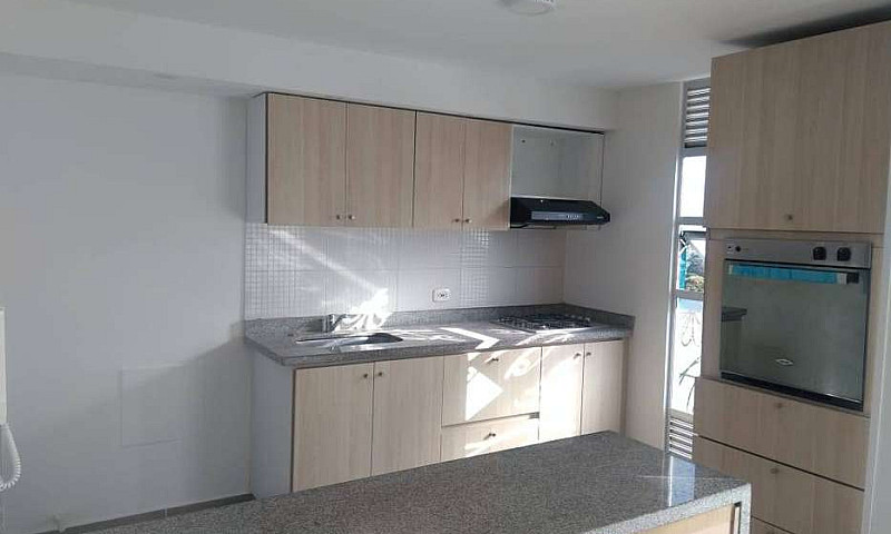Arriendo Apto Montes...