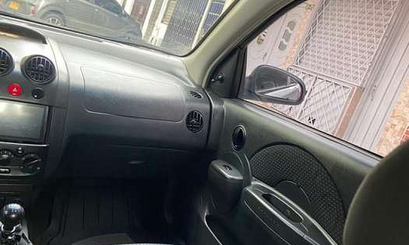 Aveo Chevrolet 2011...