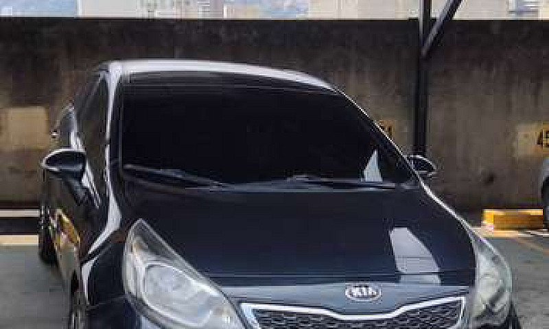 Vendo Hermoso Kia Rí...