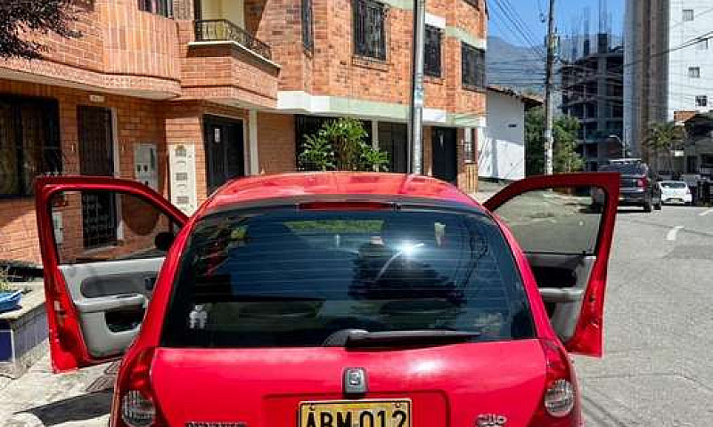 Se Vende Clio...