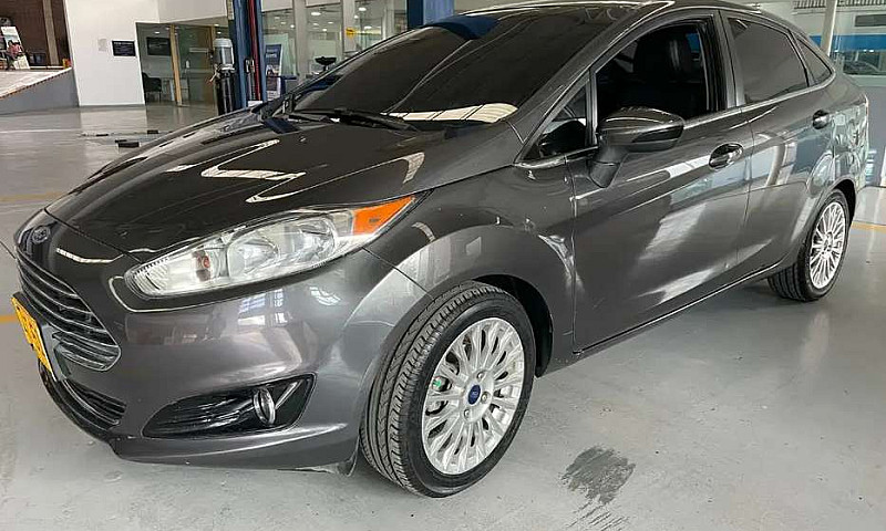 Vendo Ford Fiesta Ti...