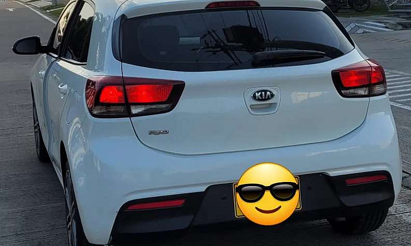 Vendo Kia Rio Vivran...