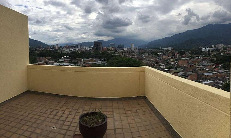 Parque De Tierra Lin...
