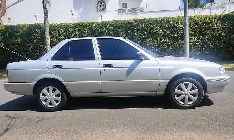 Nissan Sentra B13...