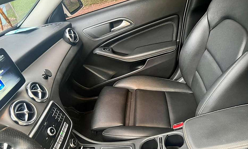 Mercedes Gla 200 Año...