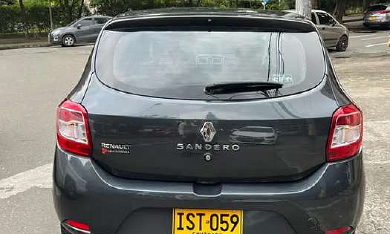 Renault Sandero Dyna...