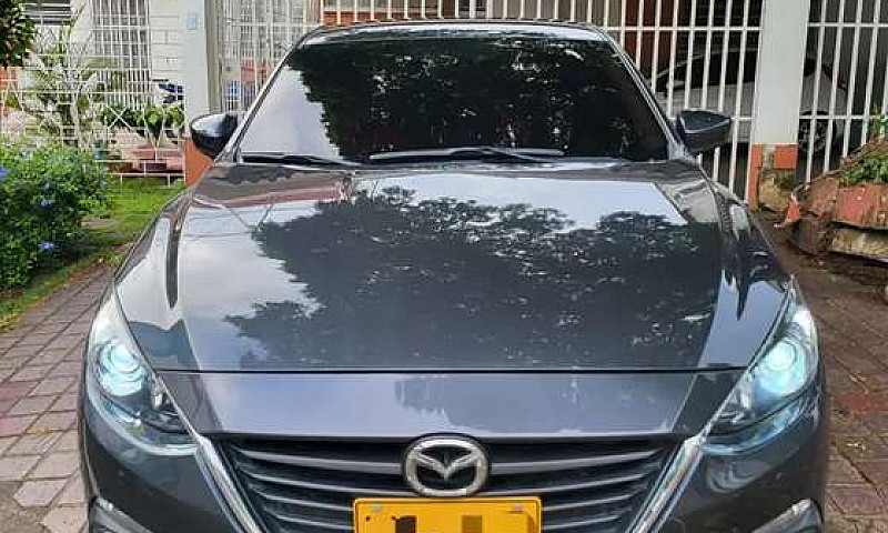 Mazda 3 Touring 2017...