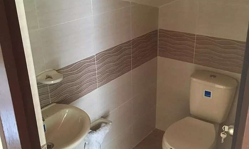 Arriendo Casa Sector...