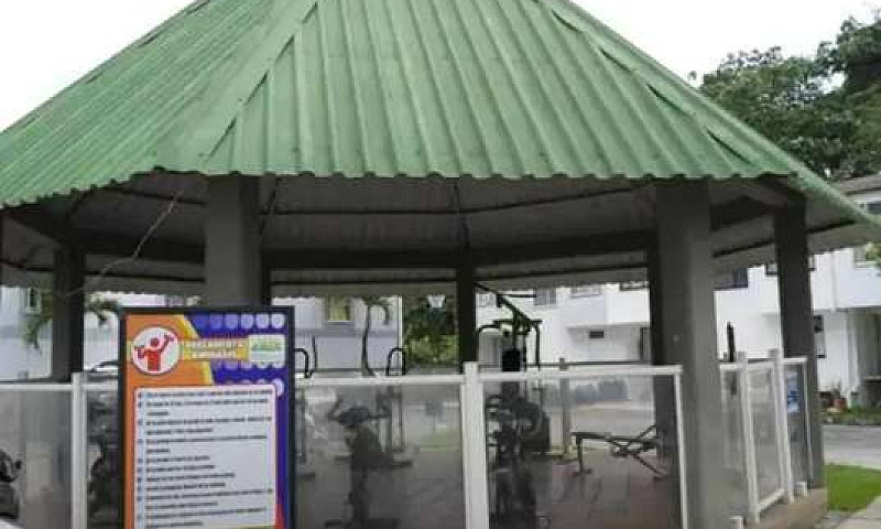 Se Arrienda Habitaci...