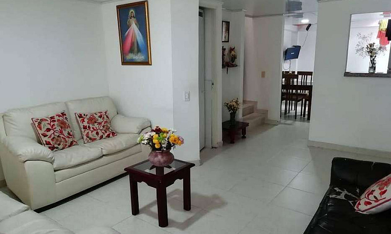 Casa Barrio Las Acac...