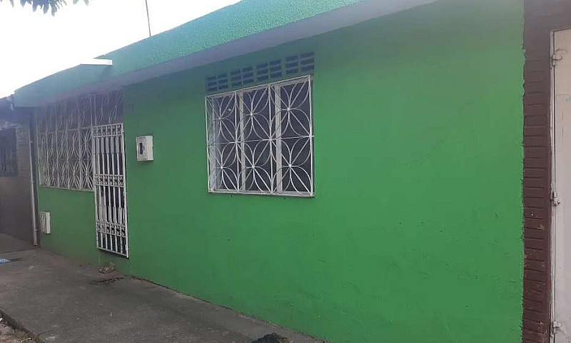 Se Vende Casa, Tres ...
