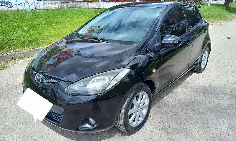 Mazda 2/2010...